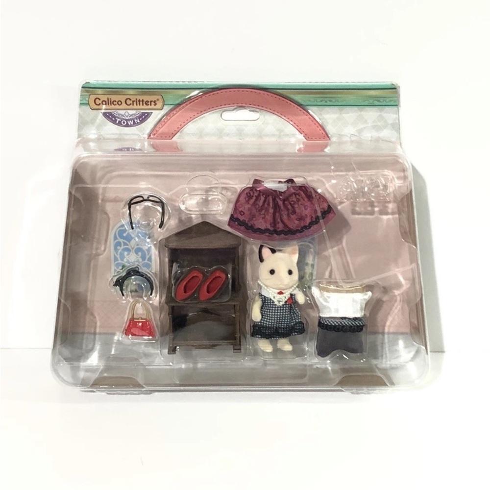 Calico Critters Town Girl Series Tuxedo Cat Fashion Play Set with Accessories